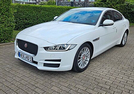 Jaguar XE E-Performance 163PS  Automatik Scheckheft,UF