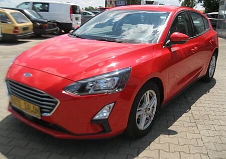 Ford Focus Lim. 1.5 TDCi Cool & Connect