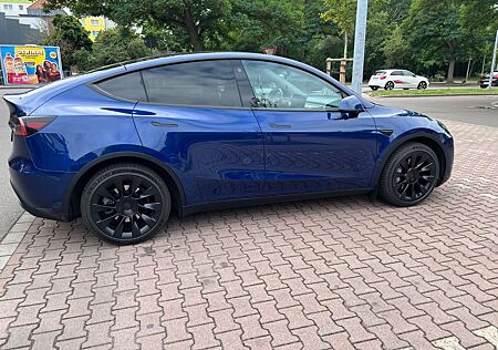 Tesla Model Y Long Range Dual Motor AWD