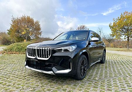 BMW iX1 xDrive30 -