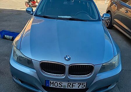 BMW 318d Touring -