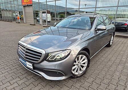 Mercedes-Benz E 220 d*Exclusive*Schiebedach*360Kamera*Led*Nav