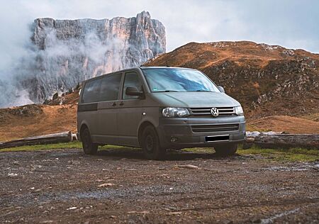 VW T5 Transporter Volkswagen - Langer Radstand - Camperausbau