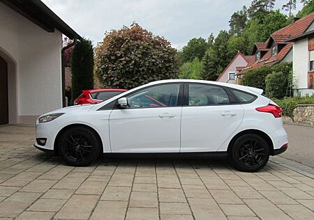 Ford Focus 1,0 EcoBoost 92kW Business
