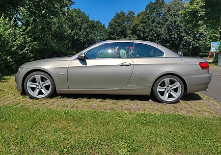 BMW 325i Cabrio E93
