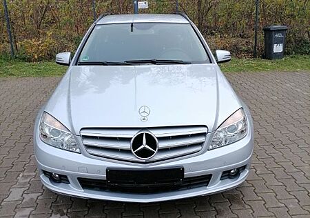 Mercedes-Benz C 200 CGI T BlueEFFICIENCY Autom. -