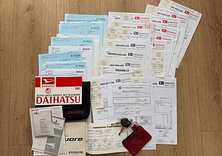 Daihatsu Cuore Plus -Klima -Einparkhilfe!