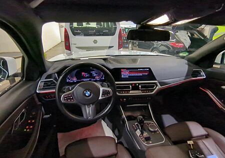 BMW 320 gebraucht kaufen BMW 320 d Luxury Line,Panorama,Head Up-ACC,RFK