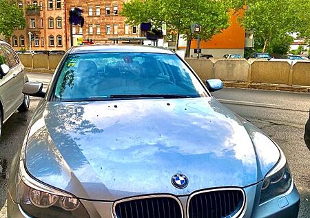 BMW 520i -
