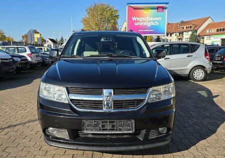 Dodge Journey CRD 2,0 AUTOM AHK NAVI CAMERA DVD KLIMAA