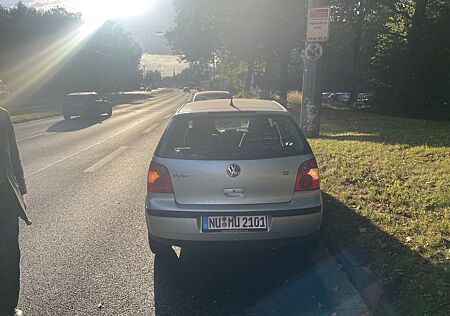 VW Polo Volkswagen 1.4 Basis Variant Basis