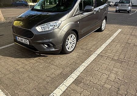 Ford Tourneo Courier 1.0 EcoBoost 74kW Titanium T...