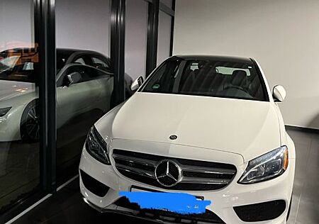 Mercedes-Benz C 300 AMG Line Autom. AMG Line