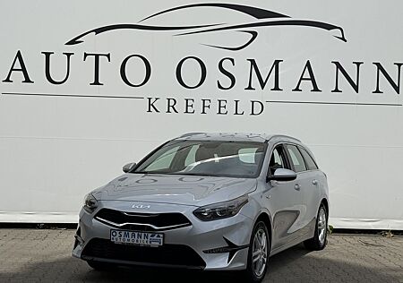 Kia Cee'd gebraucht kaufen Kia Cee'd Ceed SW 1.6 CRDi DCT7 Vision / RFK / SCC / DAB