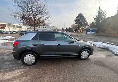 Audi Q2 30 TFSI S line S line