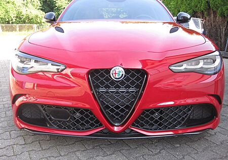 Alfa Romeo Giulia gebraucht kaufen Alfa Romeo Giulia 2.9 V6 Bi-Turbo Quadrifoglio Face Lifting