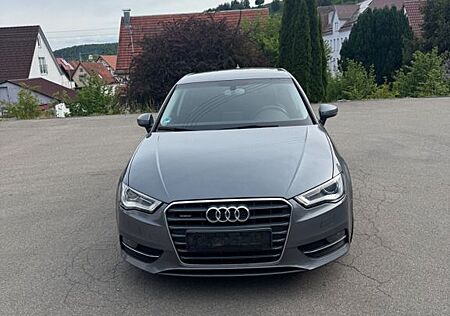 Audi A3 2.0 TDI quattro Attraction Sportback Attr...