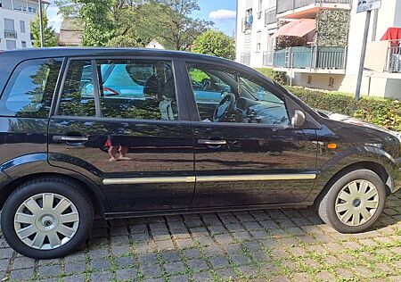 Ford Fusion 1,4 16V + +