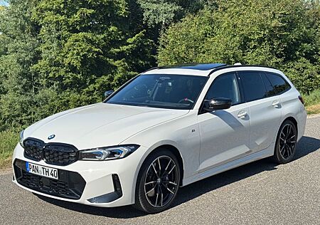 BMW M340d xDrive Touring AHK Pano H&K Standhzg. ACC