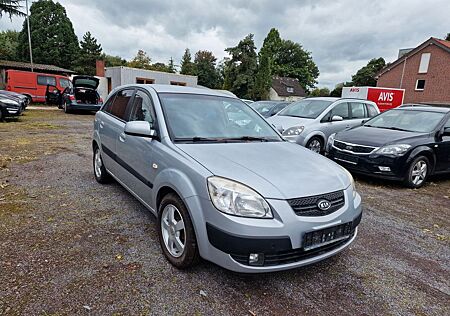 Kia Rio 1.5 CRDi EX Top Mit Neu Tüv