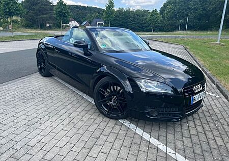 Audi TT Roadster 3.2 S tronic quattro -