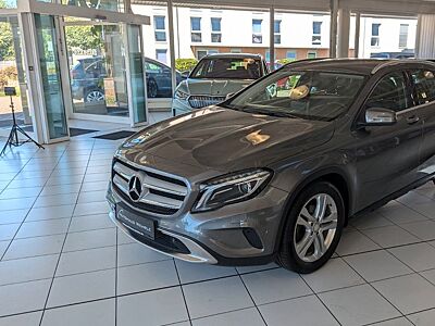 Mercedes-Benz GLA 200 Urban *Leder*Kamera*Bi-Xenon*Navi*SHZ*