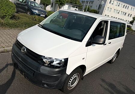 VW T5 Transporter Volkswagen Carawelle Trendline 5 Sitz