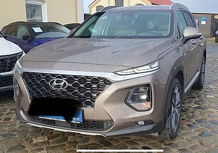Hyundai Santa Fe 2.2 CRDi Premium 4WD 8AT Premium
