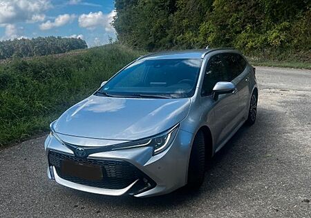 Toyota Corolla 2,0 Hybrid Team Deutsch Touring Spor...