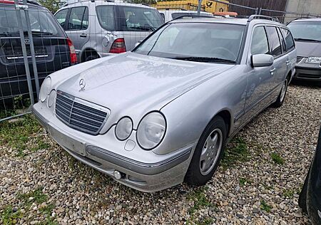Mercedes-Benz E 240 T ELEGANCE! Automatik! Tüv Neu!