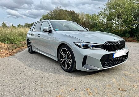 BMW 330d Touring M-Paket Top gepflegt, unfallf