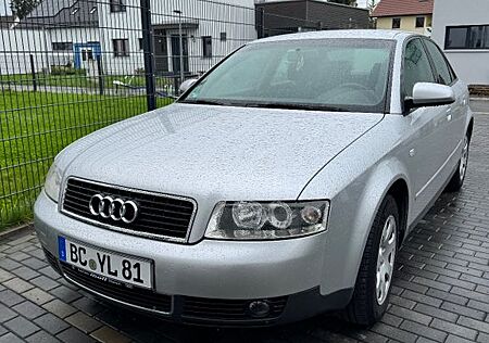 Audi A4 2.0 - TÜV ZAHNRIEMEN NEU