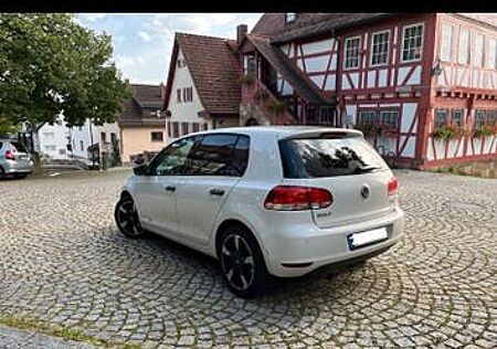 VW Golf Volkswagen 1.2 TSI Trendline