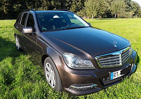 Mercedes-Benz C 200 T BlueEFFICIENCY -