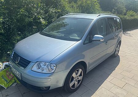 VW Touran Volkswagen 1.4 TSI 103kW -