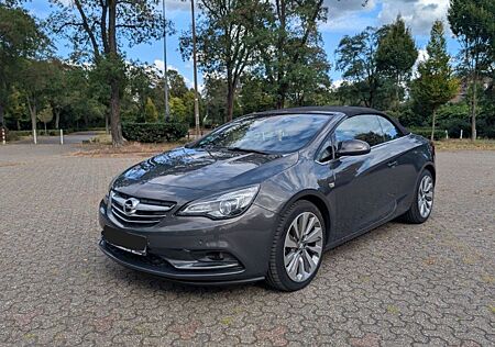 Opel Cascada Cabrio 1.4 Turbo Grau