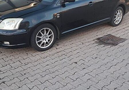 Toyota Avensis Combi