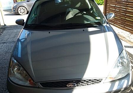 Ford Focus 1.6 Ghia