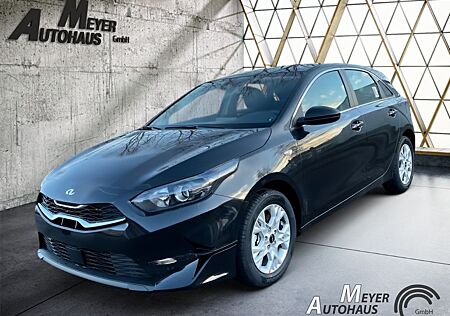 Kia Cee'd gebraucht kaufen Kia Cee'd Ceed 1.5 T-GDI 140 PS DCT Vision + Komfort-plus-