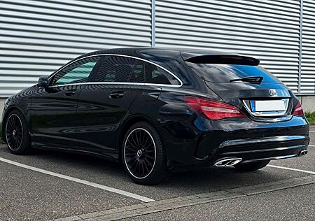 Mercedes-Benz CLA 220 Shooting Brake CLA 220 d DCT AMG Lin...