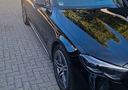 Mercedes-Benz E 200 Autom. -