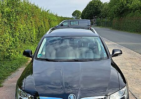 Skoda Superb 2.0 TDI Ambition Combi Ambition