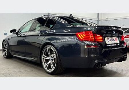 BMW M5 Competition*M-Gurte*Facelift*VOLL*HUD*DEUTSCH*