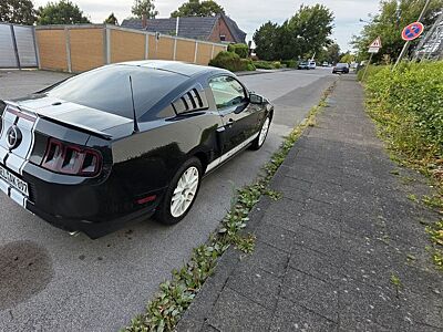 Ford Mustang 3.7