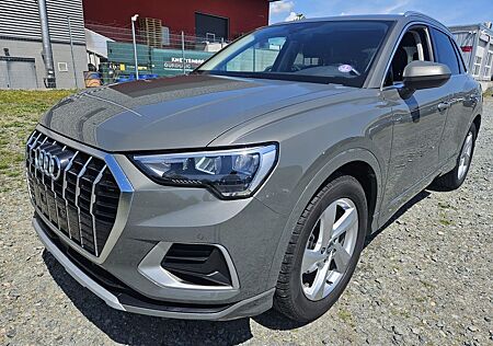Audi Q3 35 TFSI ADVANCED * NAVI * ALU * LED