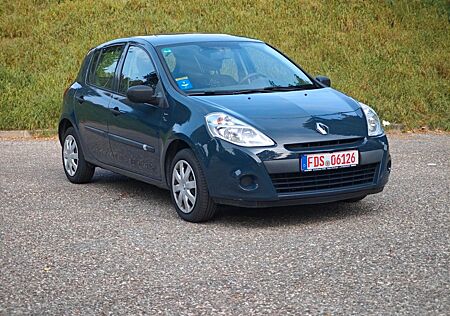 Renault Clio Yahoo! 1.2 16V 75 Yahoo!