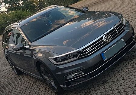 VW Passat Volkswagen 2.0 TDI Highline 2xR Line