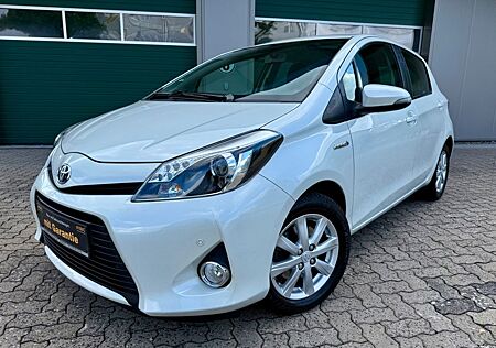 Toyota Yaris Hybrid Life AUTOMATIK/1.HAND/RCAM/LED/NAVI