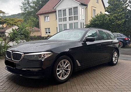 BMW 520d G31 Mild-Hybrid, Tüv u. Service neu, Kamera