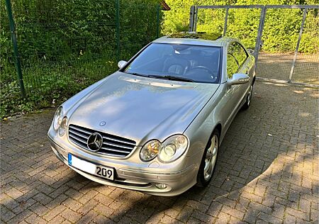 Mercedes-Benz CLK 270 CDI AVANTGARDE, ACC, Standheizung, 2.Hd.